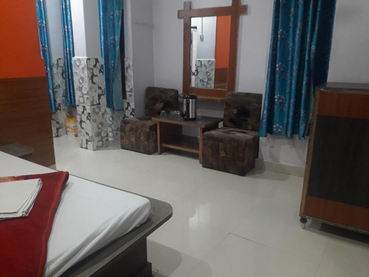 Hotel Rajvihar Pachmarhi Luaran gambar