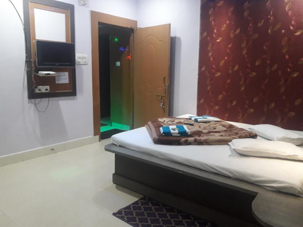 Hotel Rajvihar Pachmarhi Luaran gambar