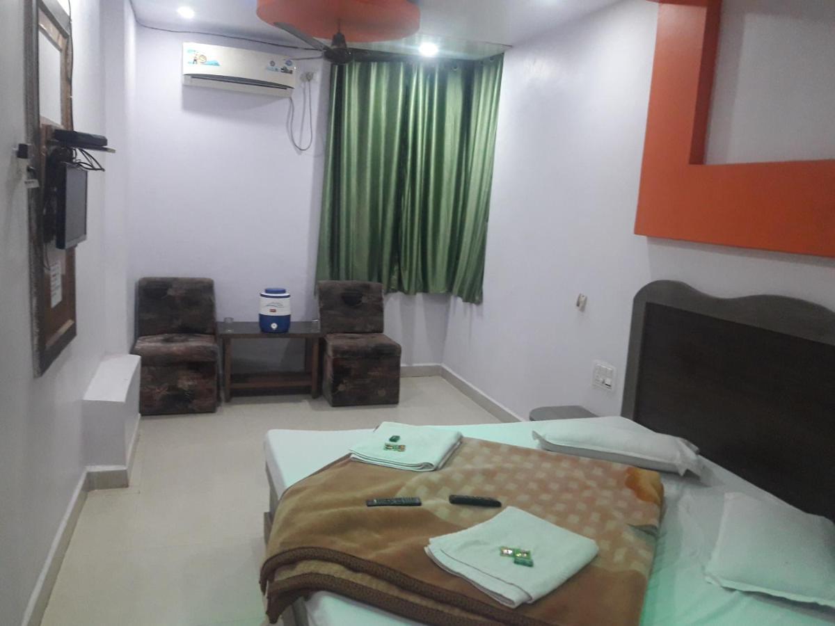 Hotel Rajvihar Pachmarhi Luaran gambar